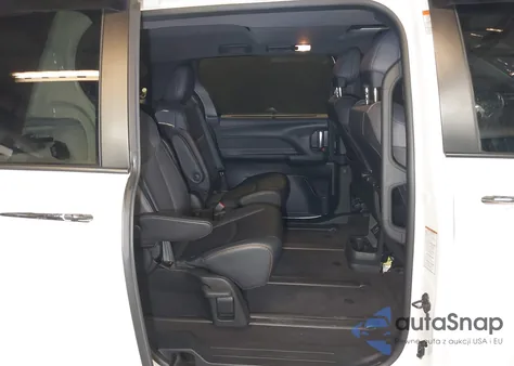 2021 Toyota Sienna Xse from USA, damaged, VIN 5TDDSKFC2MS020455